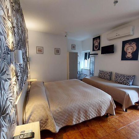 Al Teatro Antico Rooms & House Taormina Exterior photo